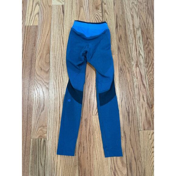 Lululemon Seamless Mesh High Rise Train Tight - Picture 2 of 5